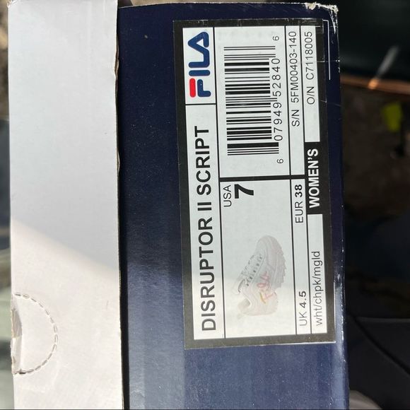 New in box Fila Women's Disruptor 2 Script White/Pink size 7 - Picture 4 of 4